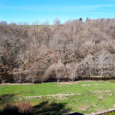 Studio Avec Vue Sur La Vezere Uzerche Luaran gambar
