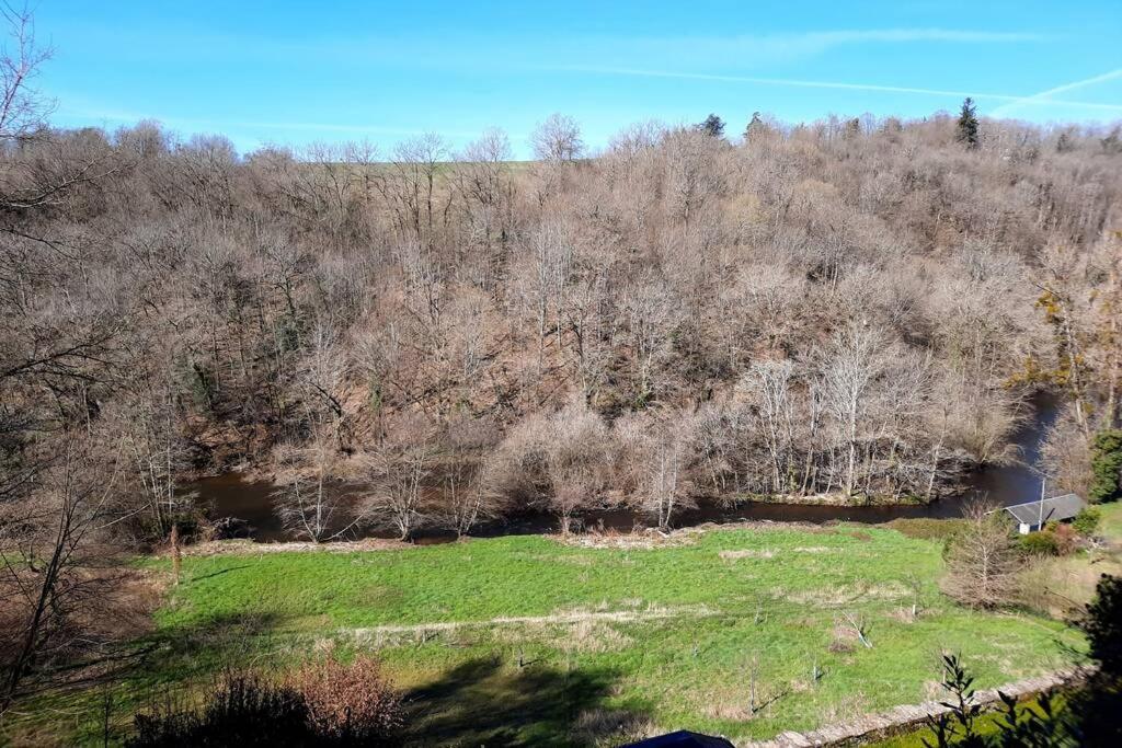 Studio Avec Vue Sur La Vezere Uzerche Luaran gambar
